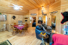 Load image into Gallery viewer, Cabin 8