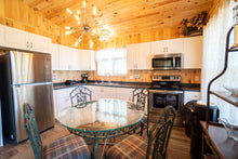 Load image into Gallery viewer, Cabin 6