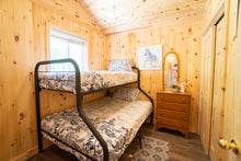Load image into Gallery viewer, Cabin 9